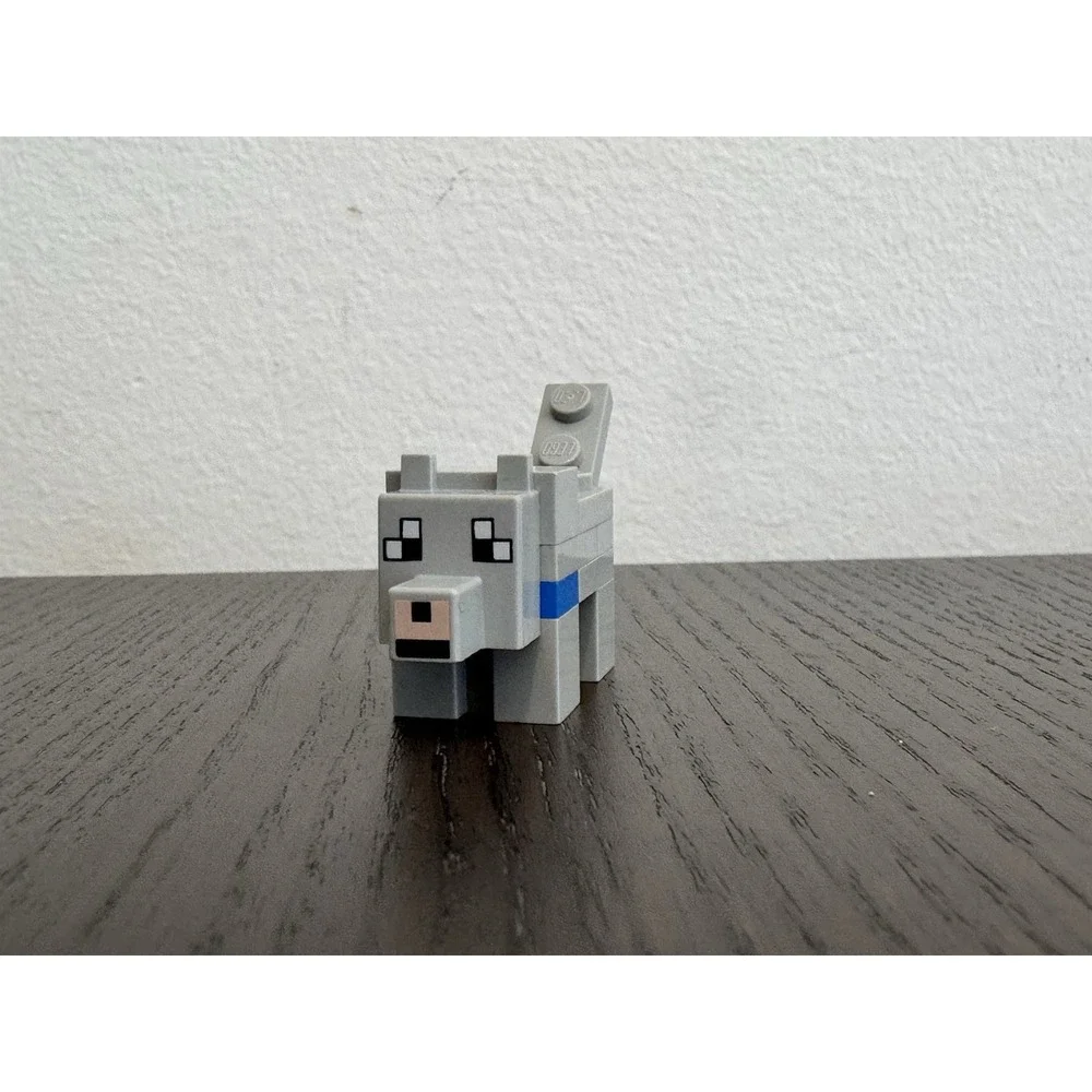 LEGO MINECRAFT WOLF‎ FROM SET 21140 BLACK & WHITE EYES GRAY